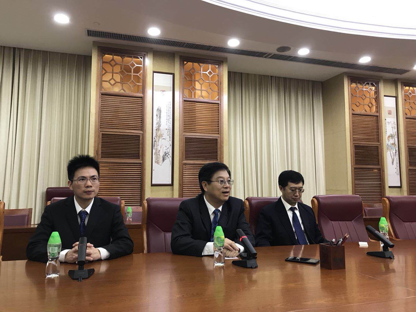 王劲:没收到法院传票,不希望和百度打口水仗