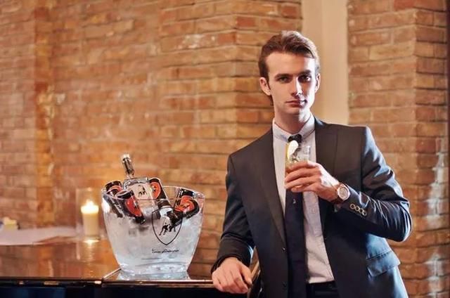 兰博基尼公寓落地迪拜,毗邻迪拜王宫