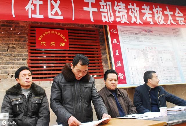 动辄就签责任状,一票否决,一年白干,今年国