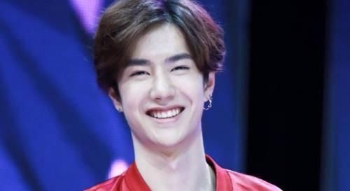 王一博肖战同台的