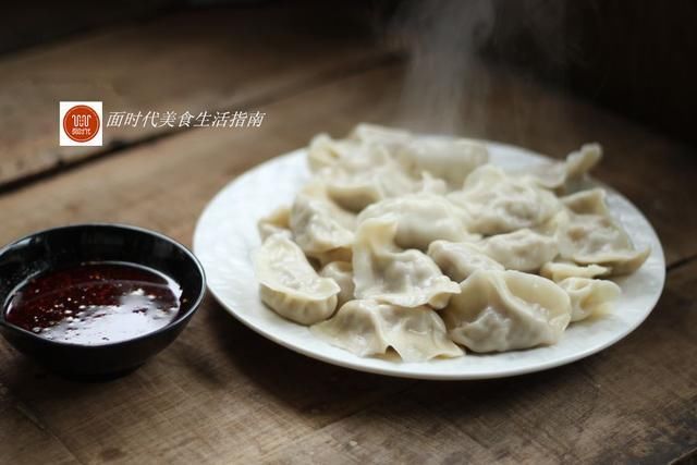 老娘这样调饺子馅，鲜嫩多汁，好吃的秘诀教给你