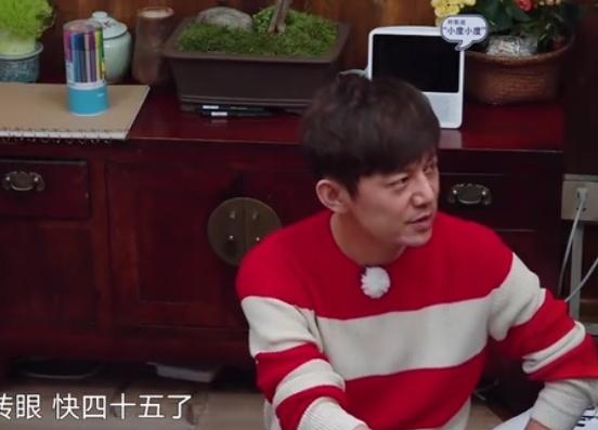 《向往的生活3》黄雅莉唱歌听哭何炅,原来是何