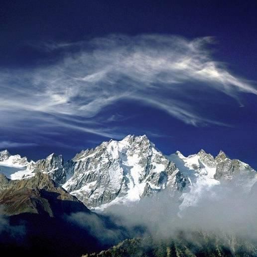 终于来了!浙江最长高空玻璃栈道开放!敢走我敬你是条汉子!