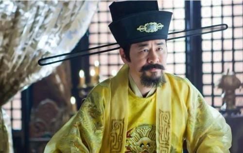 岳母一上联：“下大雨，空中雳，鸡蛋豆腐留女婿”，女婿尴尬极了