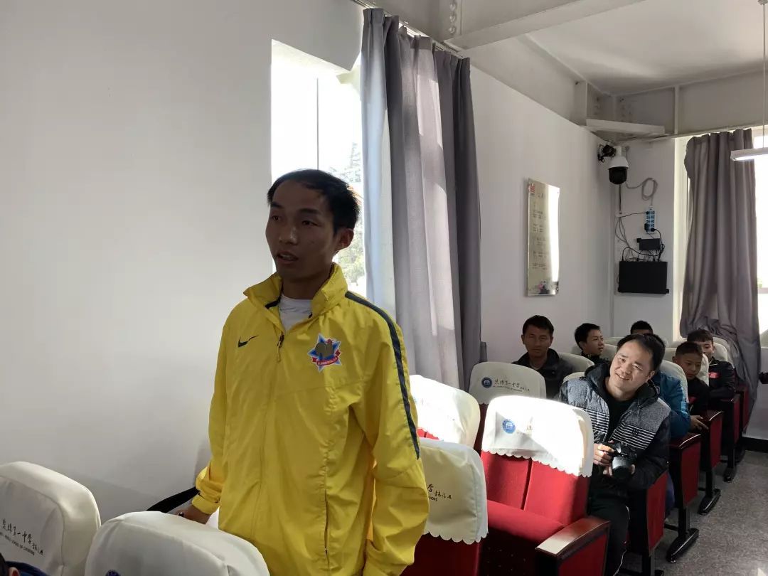 2018年青少年校园足球教练员培训在楚雄开展