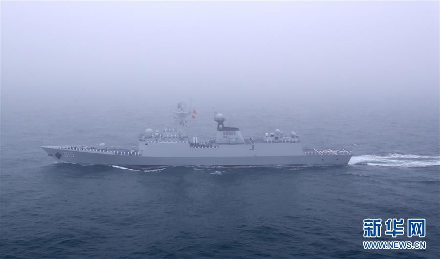 图集:庆祝人民海军成立70周年海上阅兵受阅装