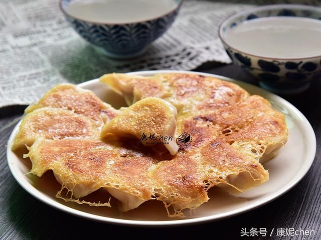 孩子要我做这饺子，馅料丰富，鲜美多汁，孩子吃了20多个还嫌不够