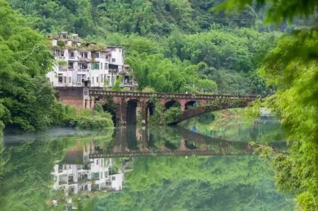 人间四月芳菲尽,古镇深巷炊烟袅 成都周边最冷门的5个古镇