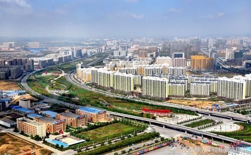 榆林,古称上郡,被誉为中国的科威特,能源矿产