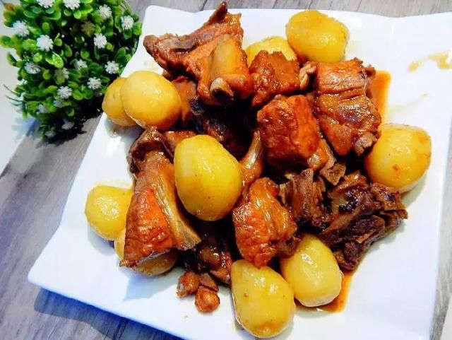 最简单的家常菜排行 t01c4cd84dedcf85860.jpg