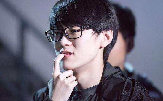 Faker登上作文素材,Meiko厂长上过央视财经,U