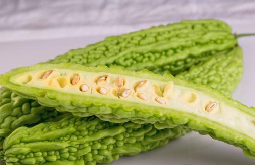 冬天湿气重手脚冰凉,这样泡水喝,祛湿气排毒素