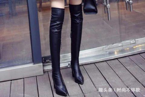 街拍:美女搭配长筒靴身材完美,让显瘦效果再上