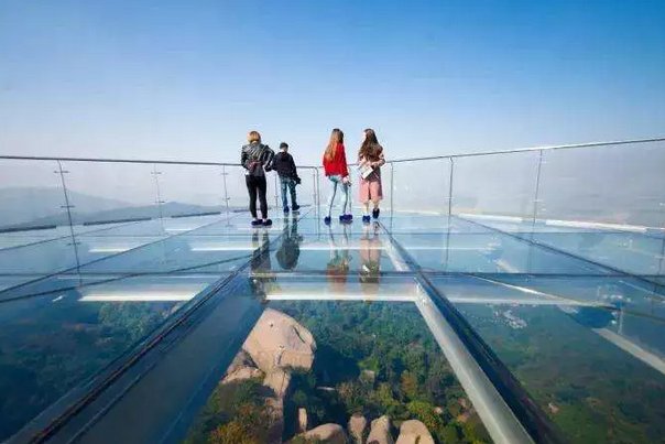 比张家界玻璃栈道刺激520倍！心形玻璃栈道超想去！