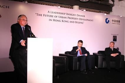 在中国建虎门大桥跟广深高速收费赚钱,却捐1亿