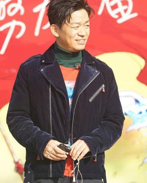 《流浪地球》票房逆袭《疯狂的外星人》,王宝