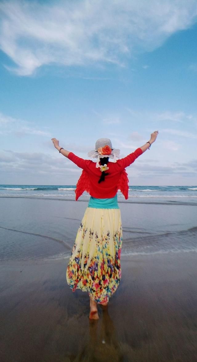 一场适合“70后”的旅行，独自一人带上比基尼来热带的三亚游