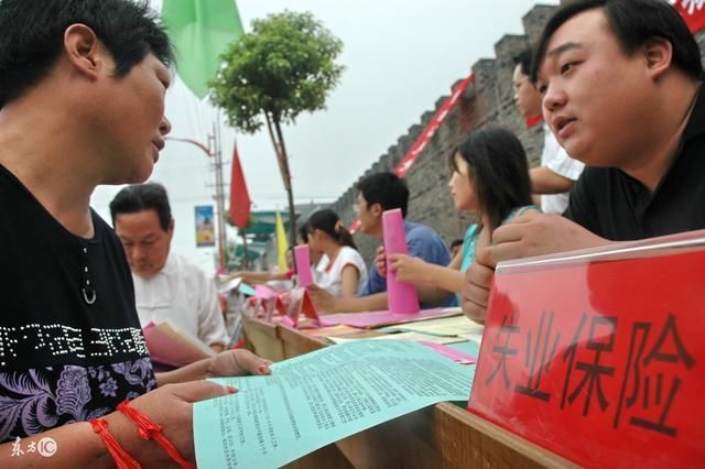 农村过年的注意啦!2018劳动法对辞退农民工补