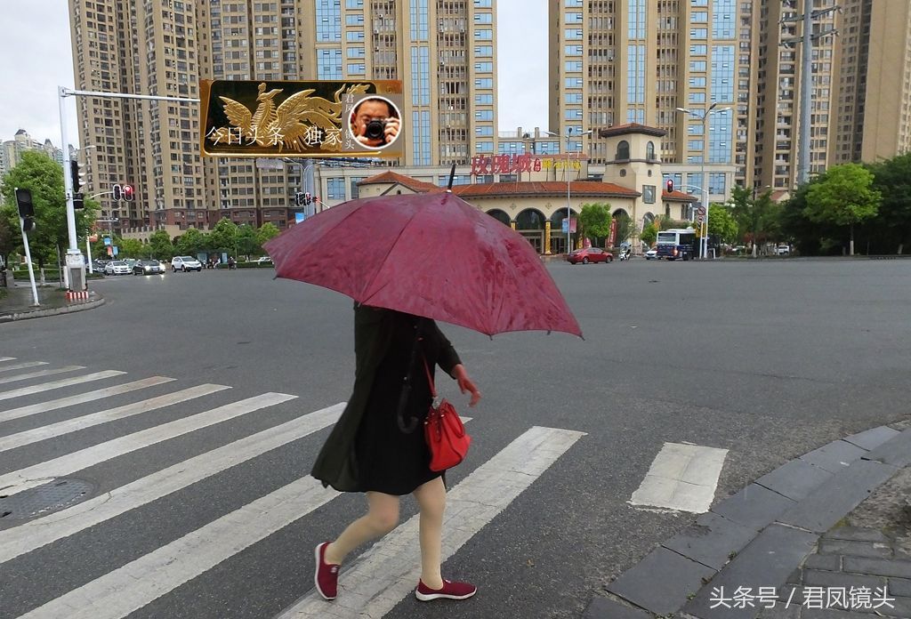 湖北宜昌:大雨来袭,给5月的第一天接风洗尘!你