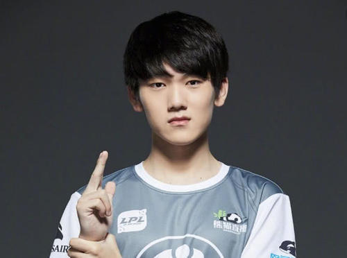 世界冠军阿水,哪怕IG曾输掉比赛,也从未怀疑自