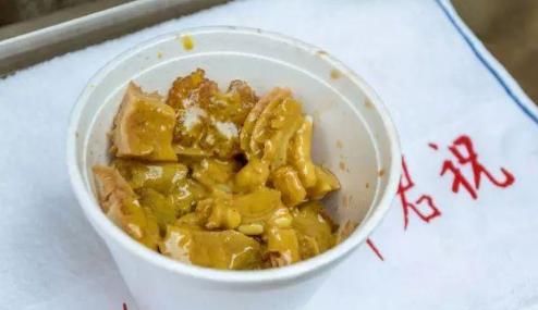 一碗西关味道的牛杂,陪伴着多少人的成长!