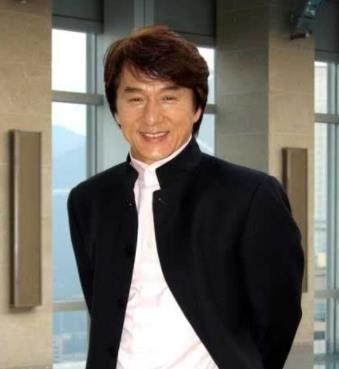 成家班机构被人冒充骗人骗钱,成龙亲自打假:大