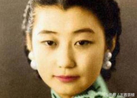 清朝最美格格，因为爱上姐夫终生未嫁，活到2003年被饺子噎死