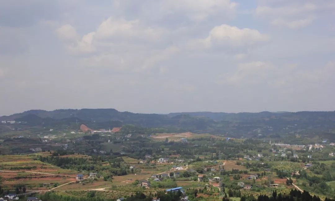 四川南充青姓总人口_四川南充青居镇风景(2)