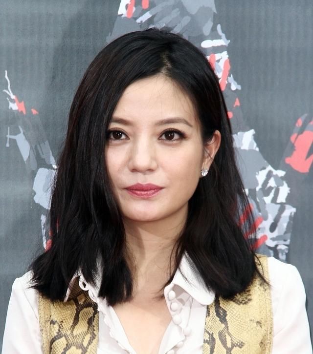 赵薇最不堪回首的污点,"军旗门"内幕曝光,你们能原谅她吗?