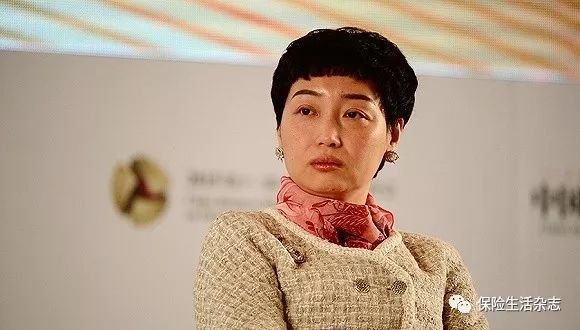 这个女人被刷屏了!她用保单帮助老公东山再起!