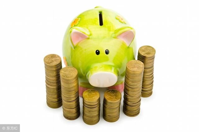 利用高利率水平，存入长期的定期存款，获取长期的较高的利息收益