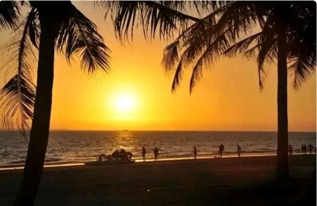 一场适合“70后”的旅行，独自一人带上比基尼来热带的三亚游