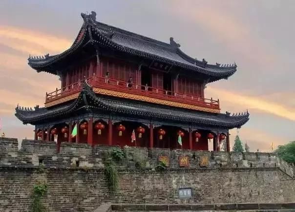古色古香:中国保存最完好的10大古城 古色古香:中国保存最完好的10大古城