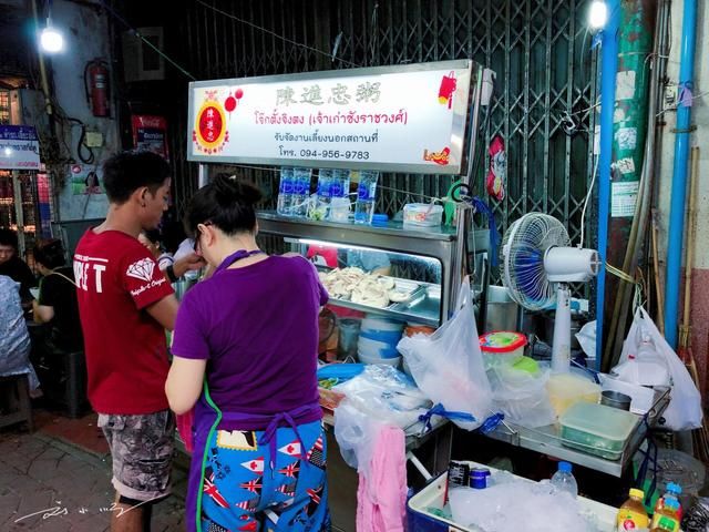 实拍泰国曼谷的“唐人街”,你看看相当于现在中国的几线城市?