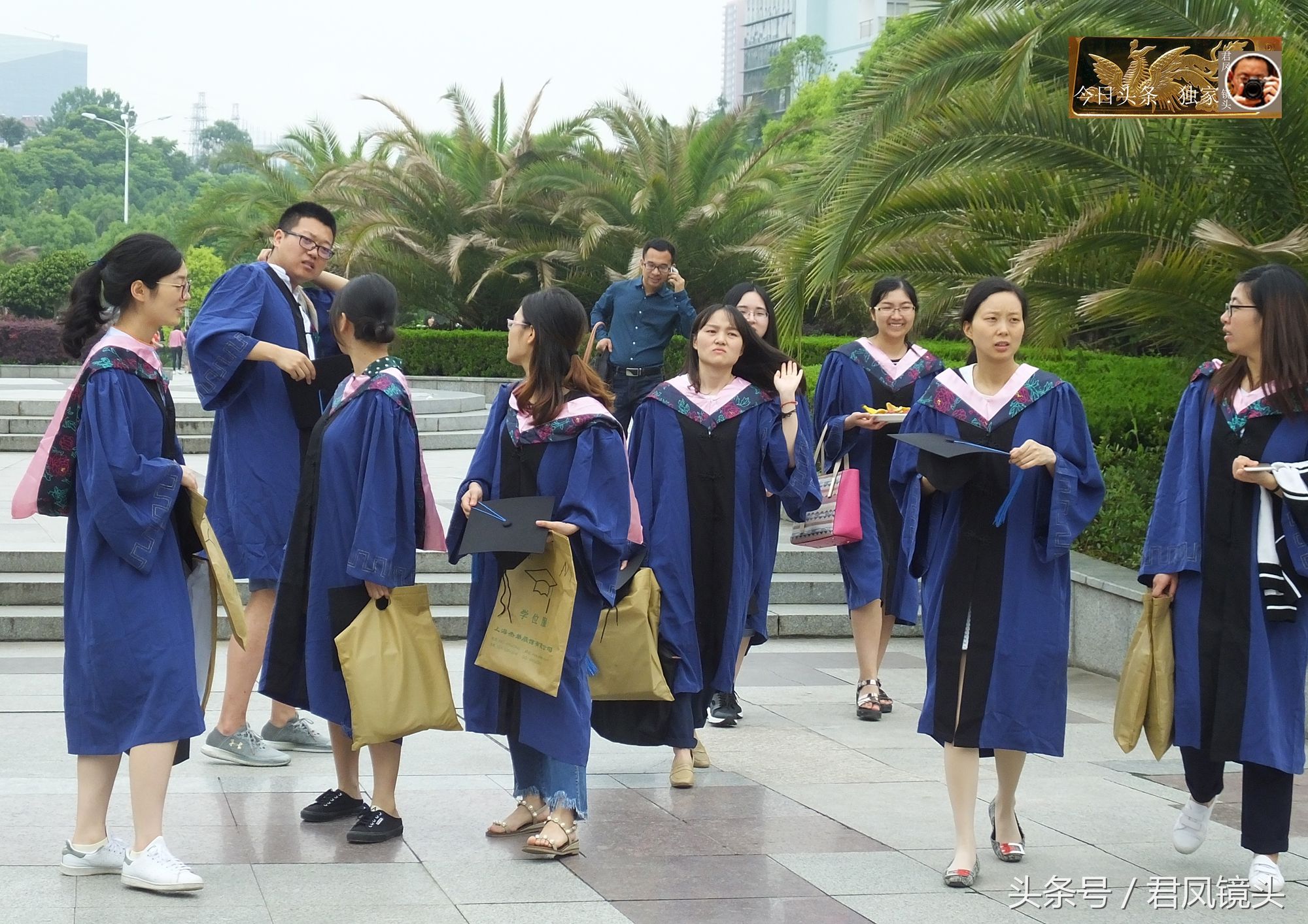 湖北宜昌:三峡大学校园，美女帅哥颜值高!孔子塑像高大!