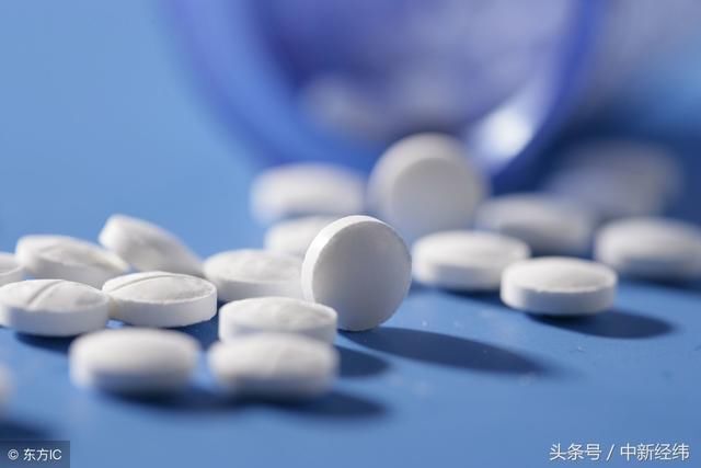 别乱吃药!这三家公司因违规生产复方枇杷止咳