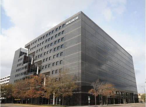 族:财富超比尔盖茨,他们家打造出全球最大的私企