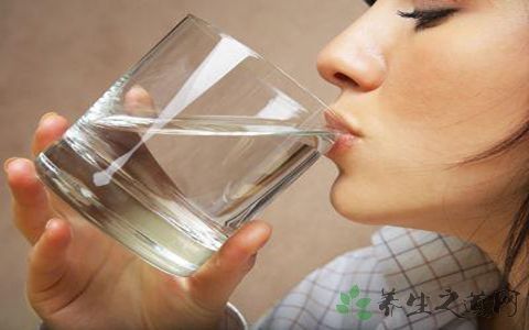 饮水多会不会影响尿检