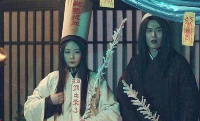 拍到黑白无常真实事件,拍到黑白无常真实事件是真的吗