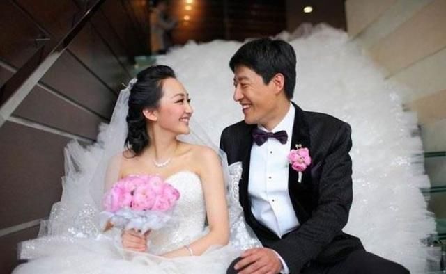 于震老婆辛月个人资料揭秘,儿女双全生活