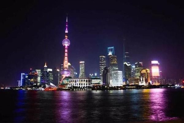 中国夜景最美丽的城市是哪个城市，广州还是上海还是其他城市