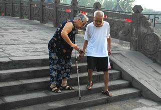 交了15年养老保险 到底能领多少养老金