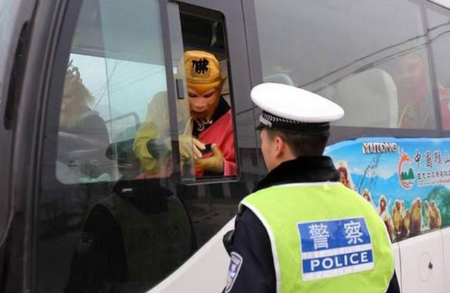 春节:副驾驶没人坐,还是被扣3分罚200元,多数女司机中招