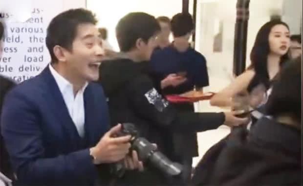 《归去来》幕后花絮曝光,唐嫣罗晋片场互动,三