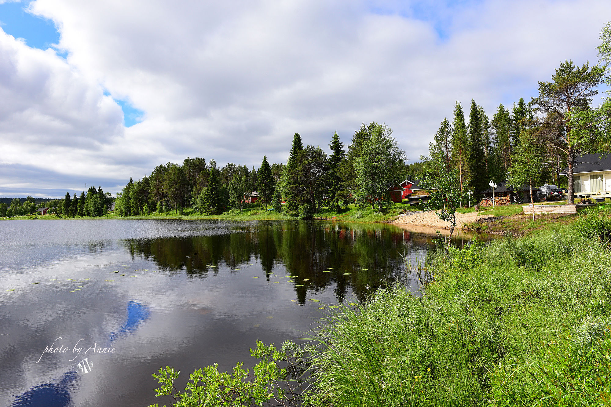 震惊:1100个当地人，2.3万个床位，每年30万游客，怎么做到的?