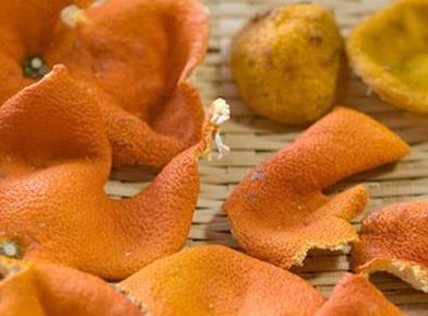 皮质小白鞋怎么清洗 别让你的鞋子变废品