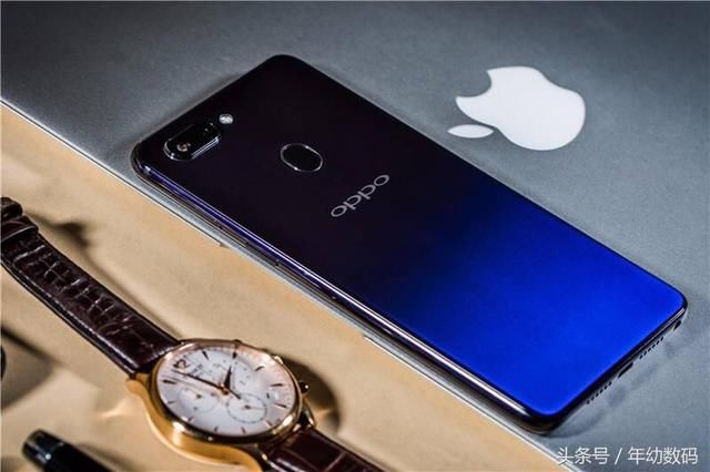 异形全面屏,AI智慧美颜,OPPO R15美图欣赏!