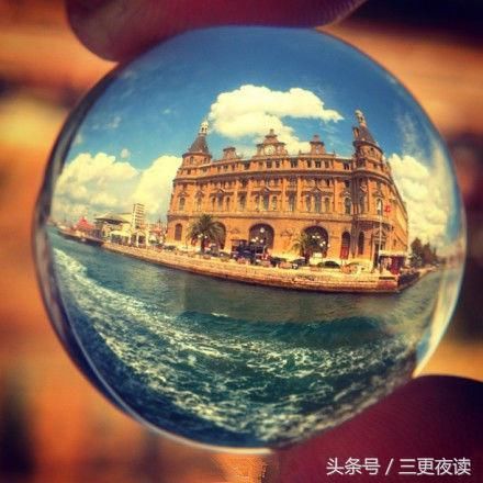 非常经典的句子:生活不是攀比,是自赏;幸福不是