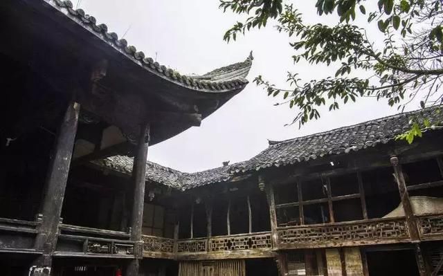 人间四月芳菲尽,古镇深巷炊烟袅 成都周边最冷门的5个古镇