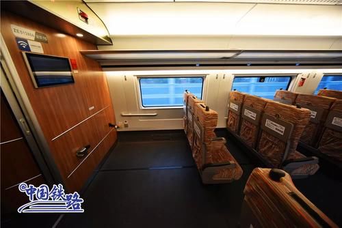 张家口高铁内部